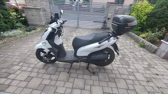 TOP STAV: Biely SYM HD 125