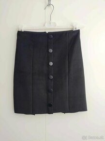 Čierna semišová sukňa puzdrového strihu (Tally Weijl) - 1