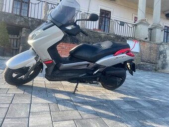 Yamaha X max 125