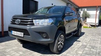 TOYOTA HILUX D -4D - NA PREDAJ / AJ NA SPLATKY