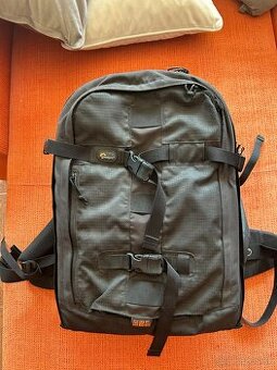 Veľký Fotobatoh Lowepro Pro Runner 450 AW