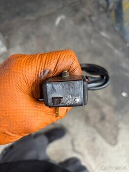 Babetta 210/215/225 tlačidlo vypínania motora
