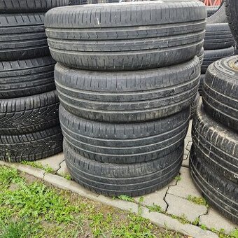 185/65 r15 Continental..