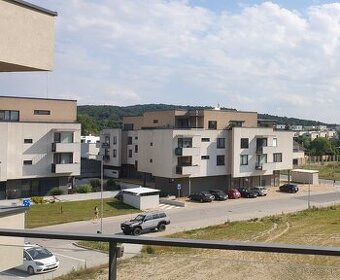 Prenájom 2izb. byt,BA - Záhorská Bystrica-Ostriežova ul.