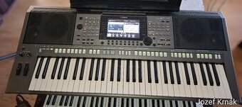 Yamaha psr 770