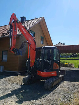 Kubota U55-4