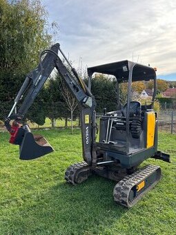 Minibager Volvo EC18C