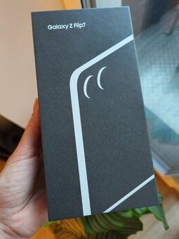 Mobilný telefón Samsung Galaxy Z Flip7 5G 12 GB / 512 GB