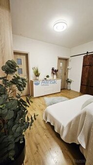 Pekný 3 izbový byt s loggiou na Beňadickej ulici v Petržalke - 1