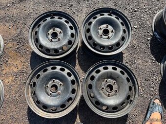 Predám plechové disky 5x112 R16 6J ET50 originál Audi A3 8P