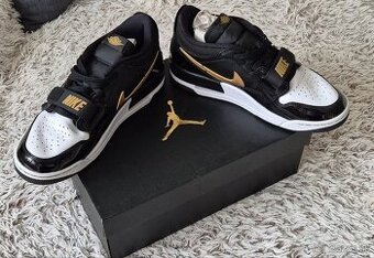 Air Jordan Legacy 312 Low / čisto nové EUR 42,5"