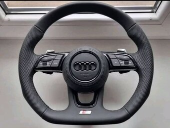 AUDI MULTIFUNKCNY VOLANT ZKOSENY RS PADLAMI
