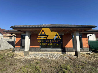 Znížená cena Predám novostavbu rodinného domu v Šuranoch