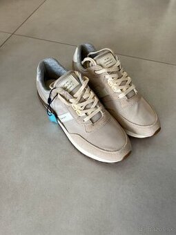 Dámske tenisky Gant veľ. 41