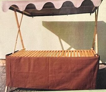 Drevený rozkladací stánok