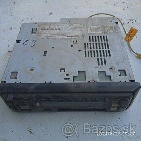 Predám tieto auto rádia kus za 12€A hodinky