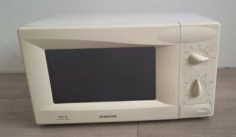 Mikrovlnná rúra Samsung 800W
