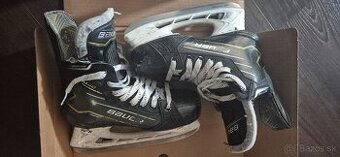 Korčule Bauer Supreme M40