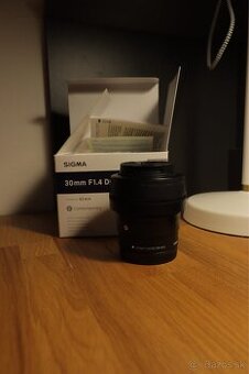 Sigma 30mm f1.4 DC DN Canon EF-M