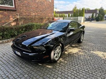 Ford Mustang 2014 3,7 V6 98 tis km 