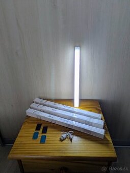 Inteligentné LED svetlo s pohybovým senzorom – studená biela