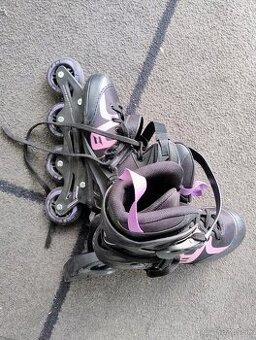 dámske kolieskové korčule 2 páry