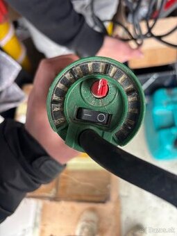 Zváračka na plasty