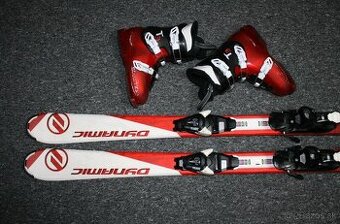 junooprské lyže dynamic 130 cm , lyžiarky salomon