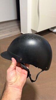 Prilba na kone Fouganza