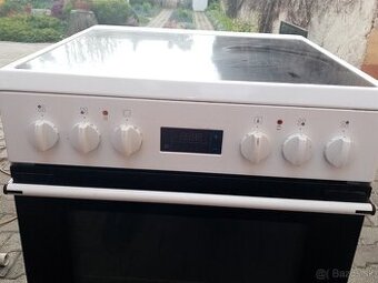 Sklo keramický šporák Mora