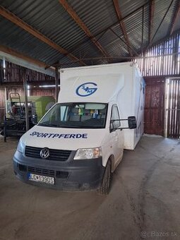 Prepravnik Auto na prevoz koni