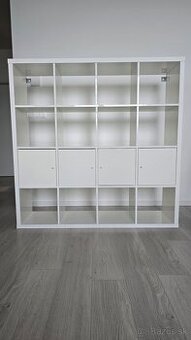 Predám knižnicu / policový diel IKEA KALLAX 4x4 147x147cm
