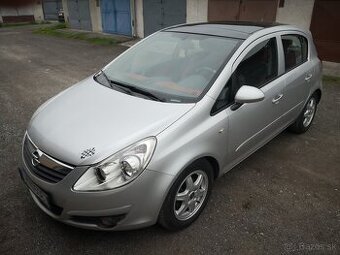 OPEL CORSA 1.4 r.v .9/2007 naj.147tis.km