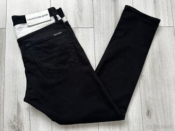 Pánske,kvalitné džínsy Calvin KLEIN - veľkosť - 32/32