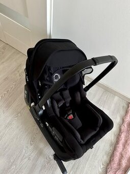 Bugaboo turtle air by nuna + Isofix