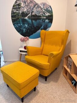 IKEA Kreslo a podnožka STRANDMON, Skiftebo žltá