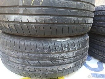 225/60 R17