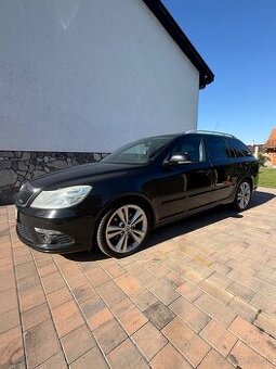Škoda Octavia Combi 2.0 TDI CR DPF RS DSG
