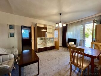 Na prenájom 4-izbový byt + garáž, 72m2 + lodžia,  Výstavby