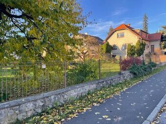 Rodinný dom na bývanie, podnikanie 770 m² Stráne -Martin