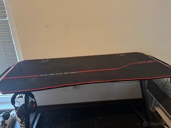 Herný stôl dxracer