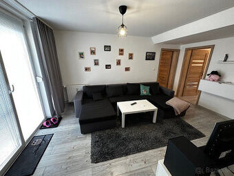 EXKLUZÍVNE PREDAJ:Komfortný bezbariérový 3-izbový byt v Senc