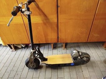 Predám elektrickú kolobežku