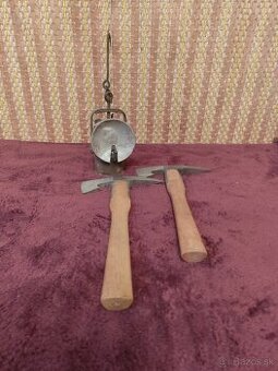 hasičská sekerka , banícka karbidová lampa