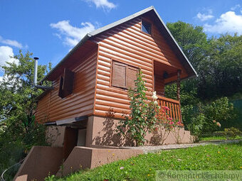 Chatka so záhradkou 379 m2 s nádherným výhľadom na Považsk