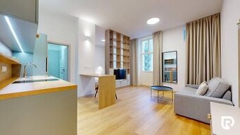 RentHub | Butiková 1,5i rezidencia s balkónom | Historická m