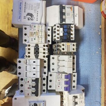 Predam istice , menice , vypinace, piostky, tlakove sinace