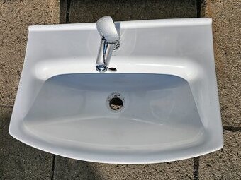 umyvadlo cersanit 55 cm + bateria  bez poskodeni, bateria pl