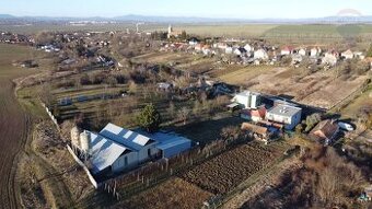 REZERVOVANÉ Melek – ubytovacie zariadenia a hosp. budovy