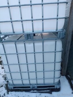 Predám 1000l IBC kontajner